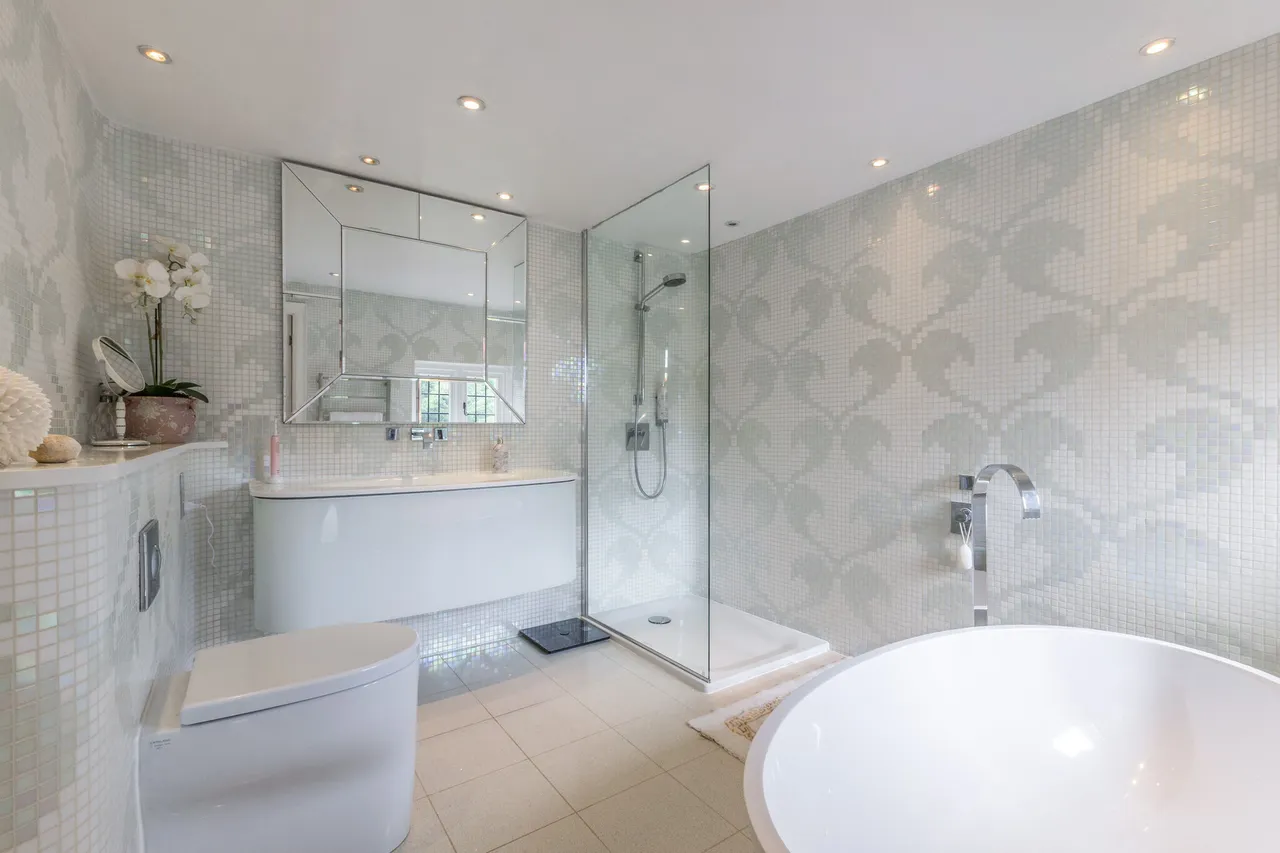 Church Road, Penn, HP10, photo 6