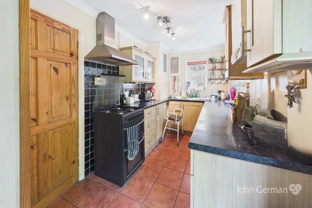 Malthouse Road, Alton, photo 4