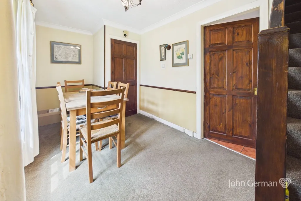 Malthouse Road, Alton, photo 7