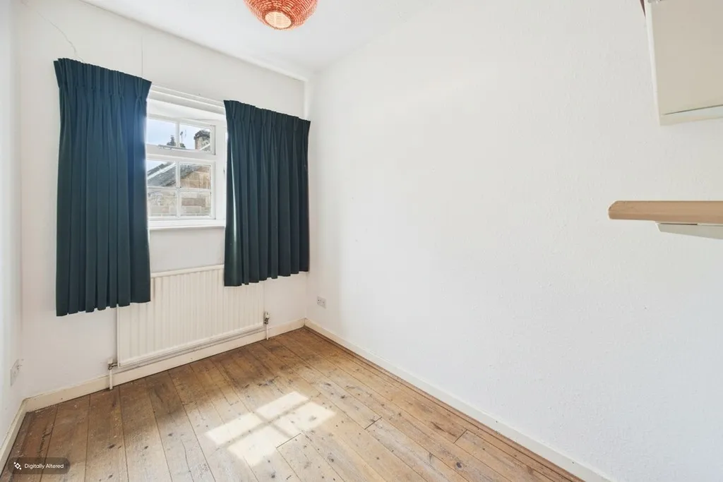 Malthouse Road, Alton, photo 12