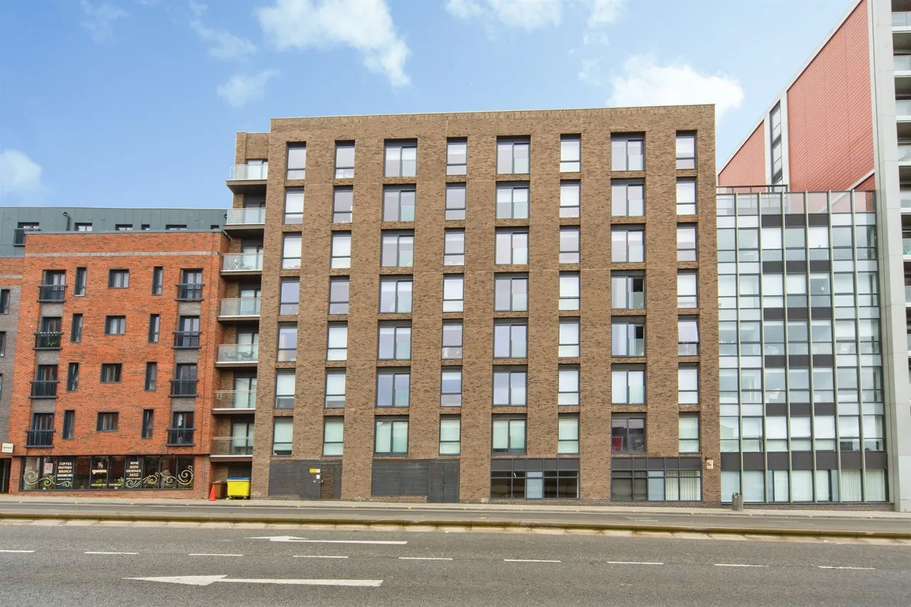 1 bed flat for sale — Parliament Street, Liverpool