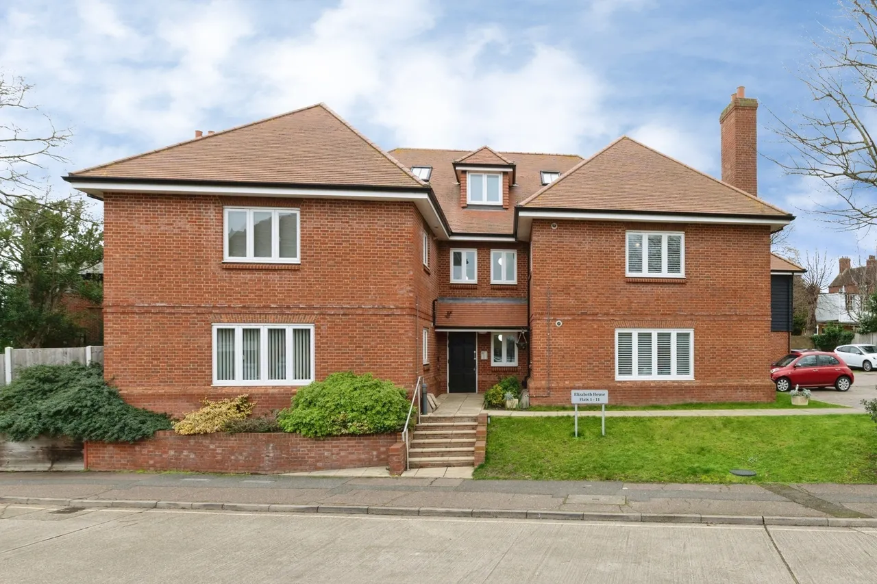 1 bed flat for sale — Locks Hill, Rochford, Essex, SS4