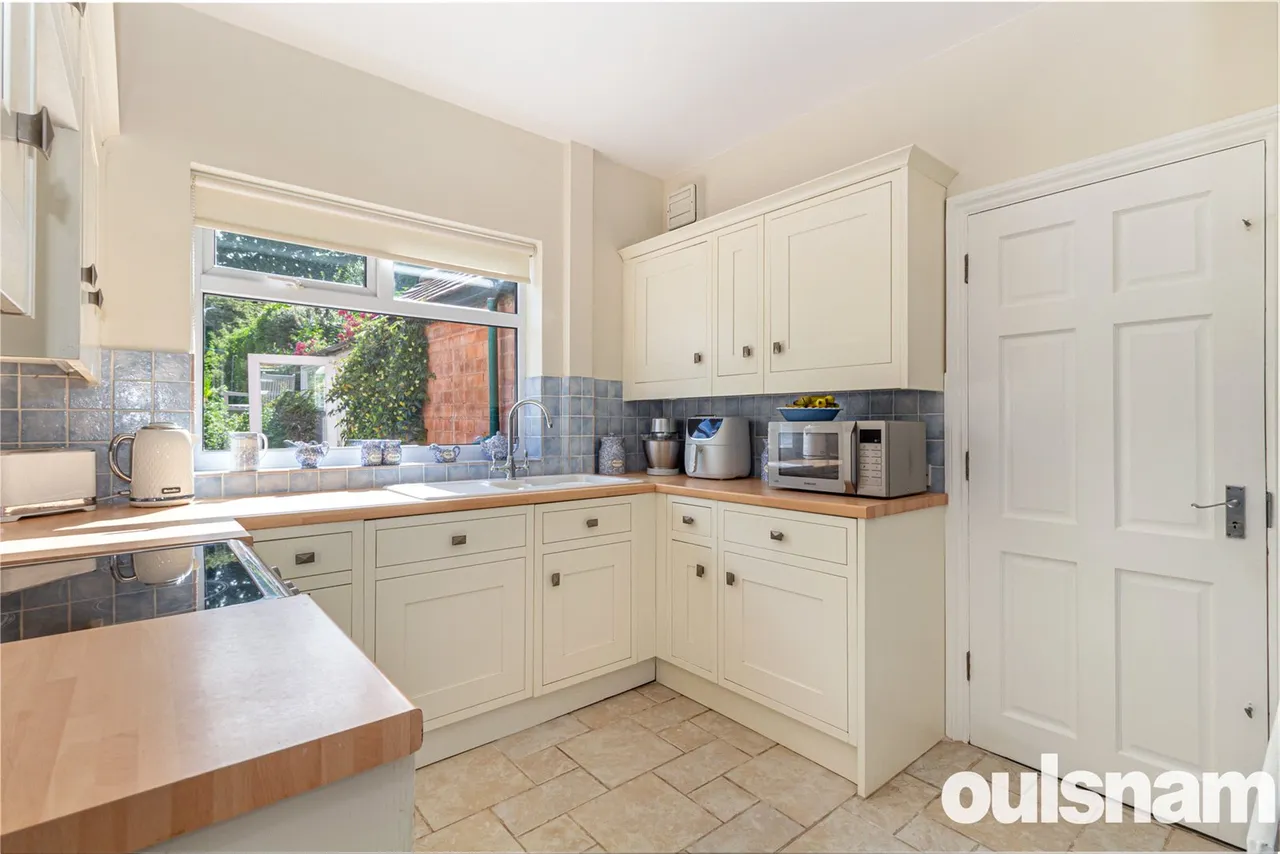 Quarry Lane, Northfield, Birmingham, West Midlands, B31 2QD, photo 4