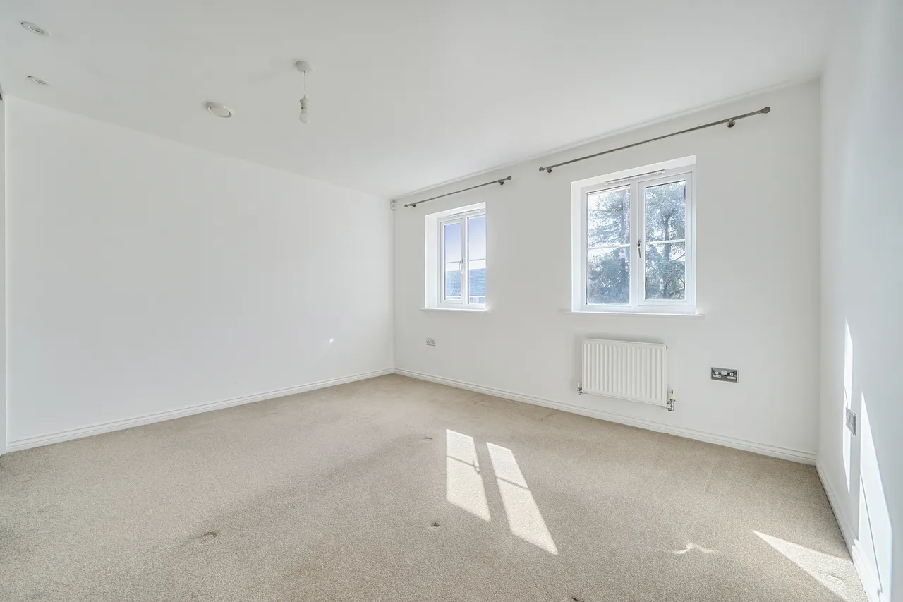 Cedar Avenue, Cuckfield, RH16, photo 6