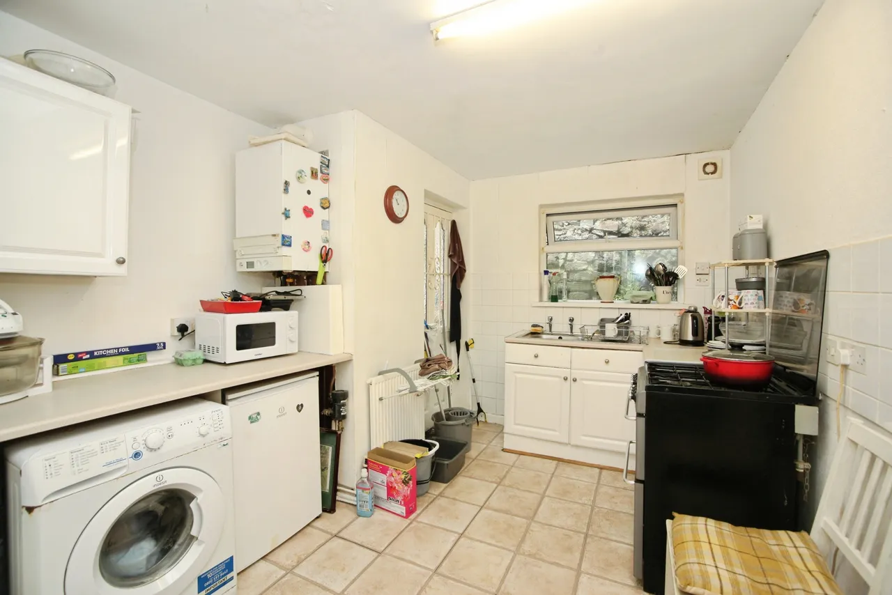 Hillside Terrace, Porth, photo 5