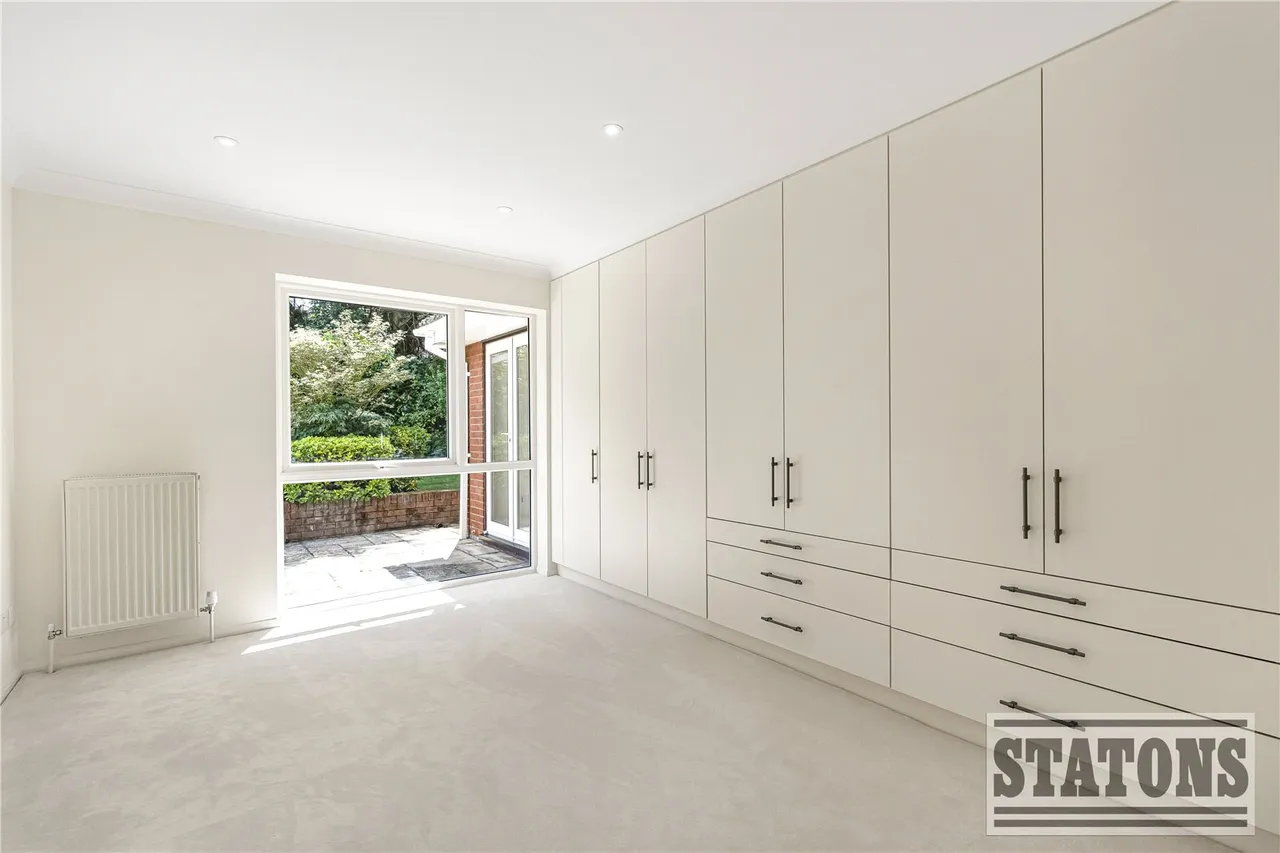 Oakleigh Park South, Whetstone, London, N20 9JU, photo 12
