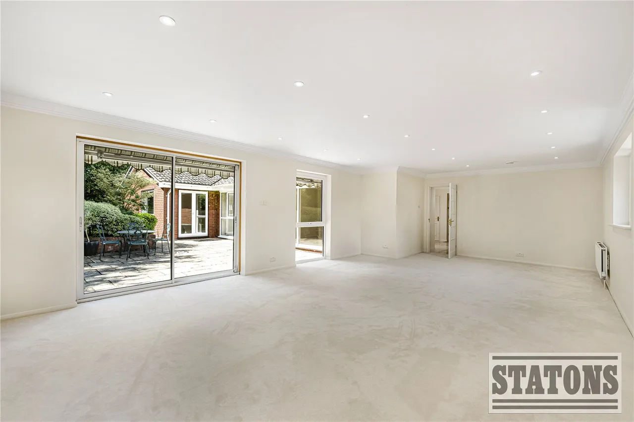 Oakleigh Park South, Whetstone, London, N20 9JU, photo 7