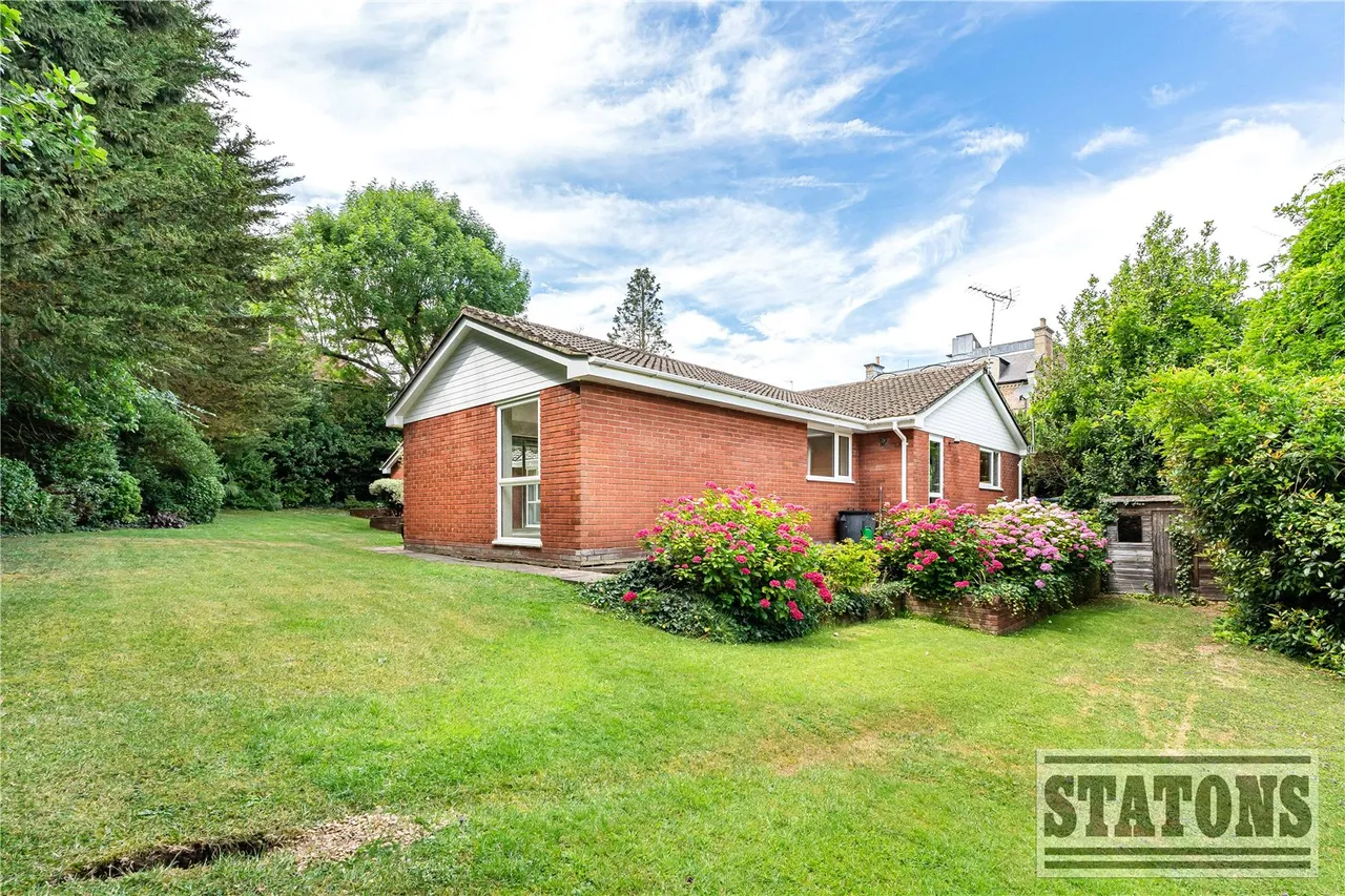 Oakleigh Park South, Whetstone, London, N20 9JU, photo 20