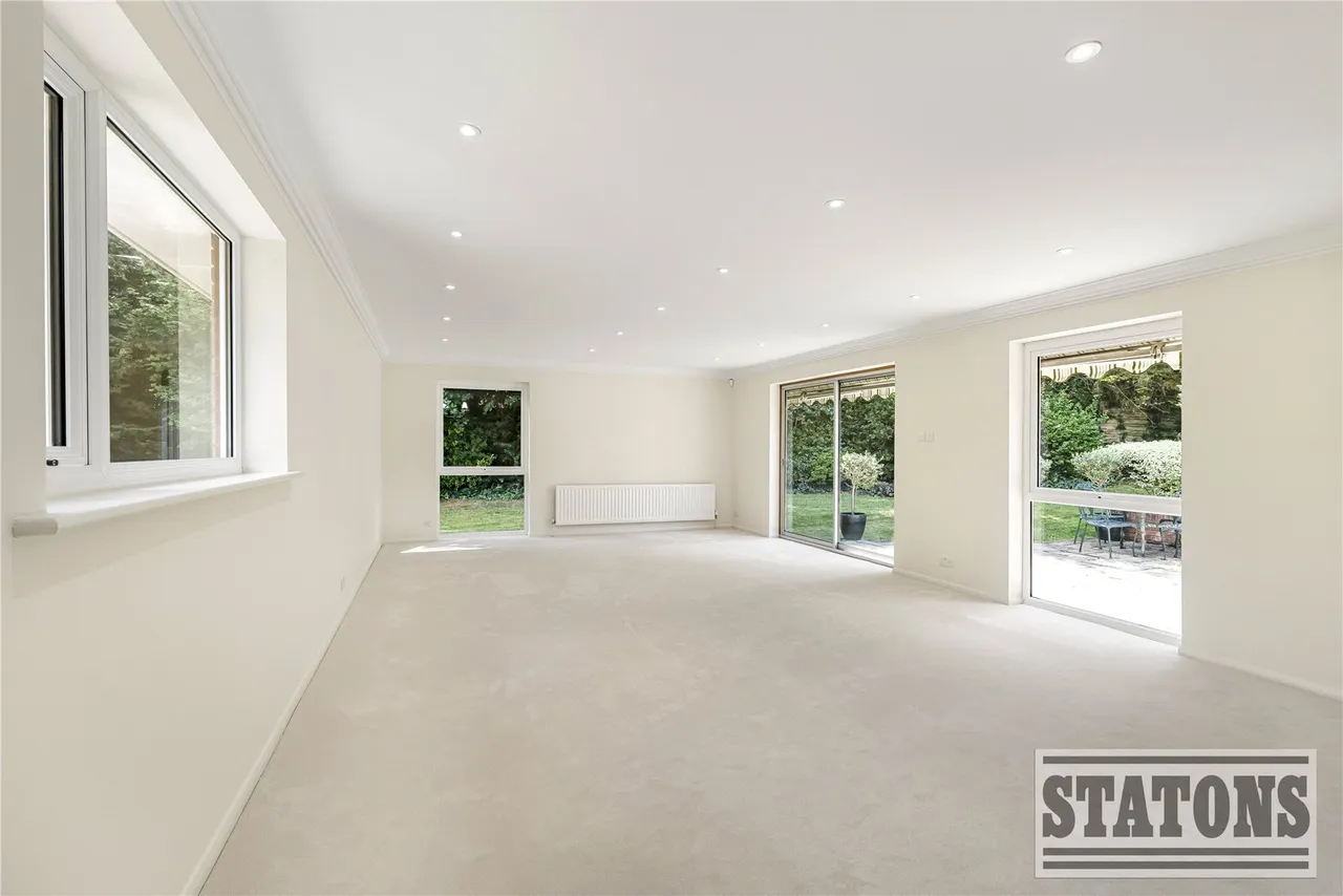 Oakleigh Park South, Whetstone, London, N20 9JU, photo 8
