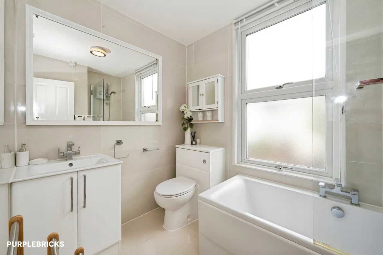Trevor Road, London, SW19, photo 8
