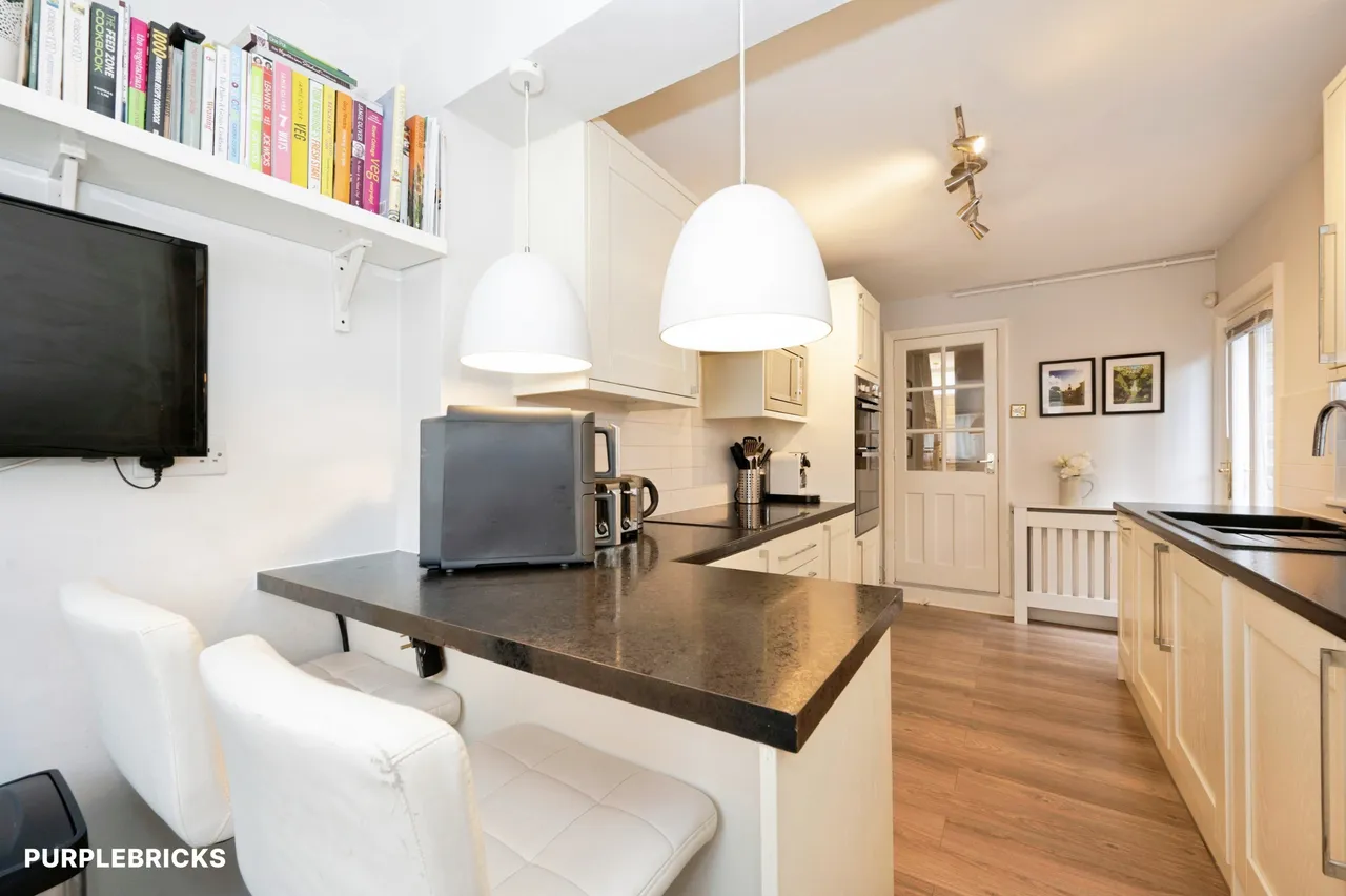 Trevor Road, London, SW19, photo 2