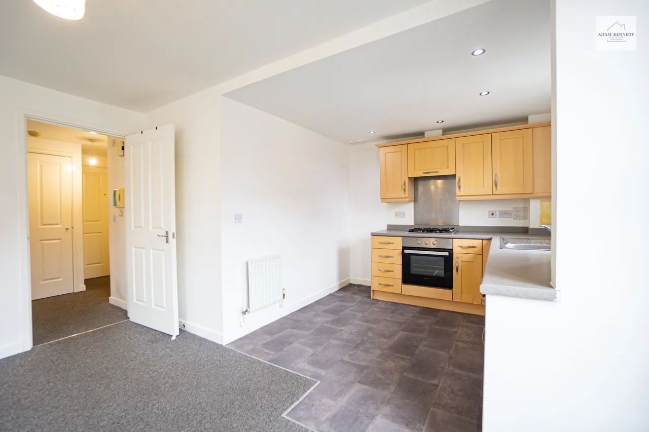 Flat 4, 8 Gareth Drive, London, N9 9YY, photo 14
