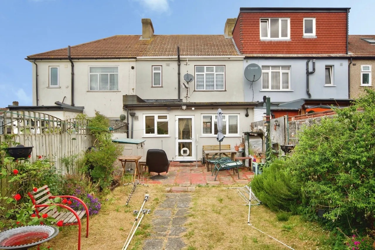 Surrey Road, Dagenham, Essex, RM10, photo 5