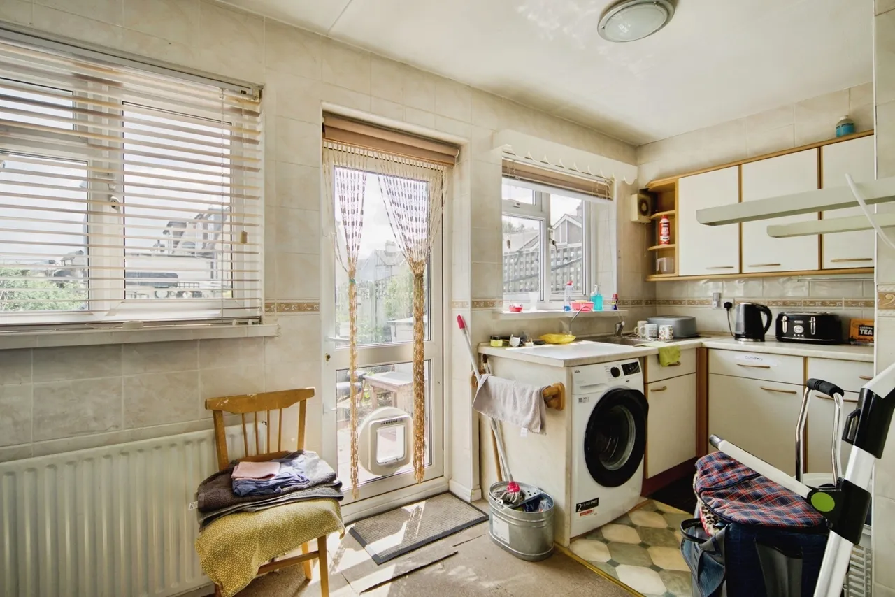 Surrey Road, Dagenham, Essex, RM10, photo 8