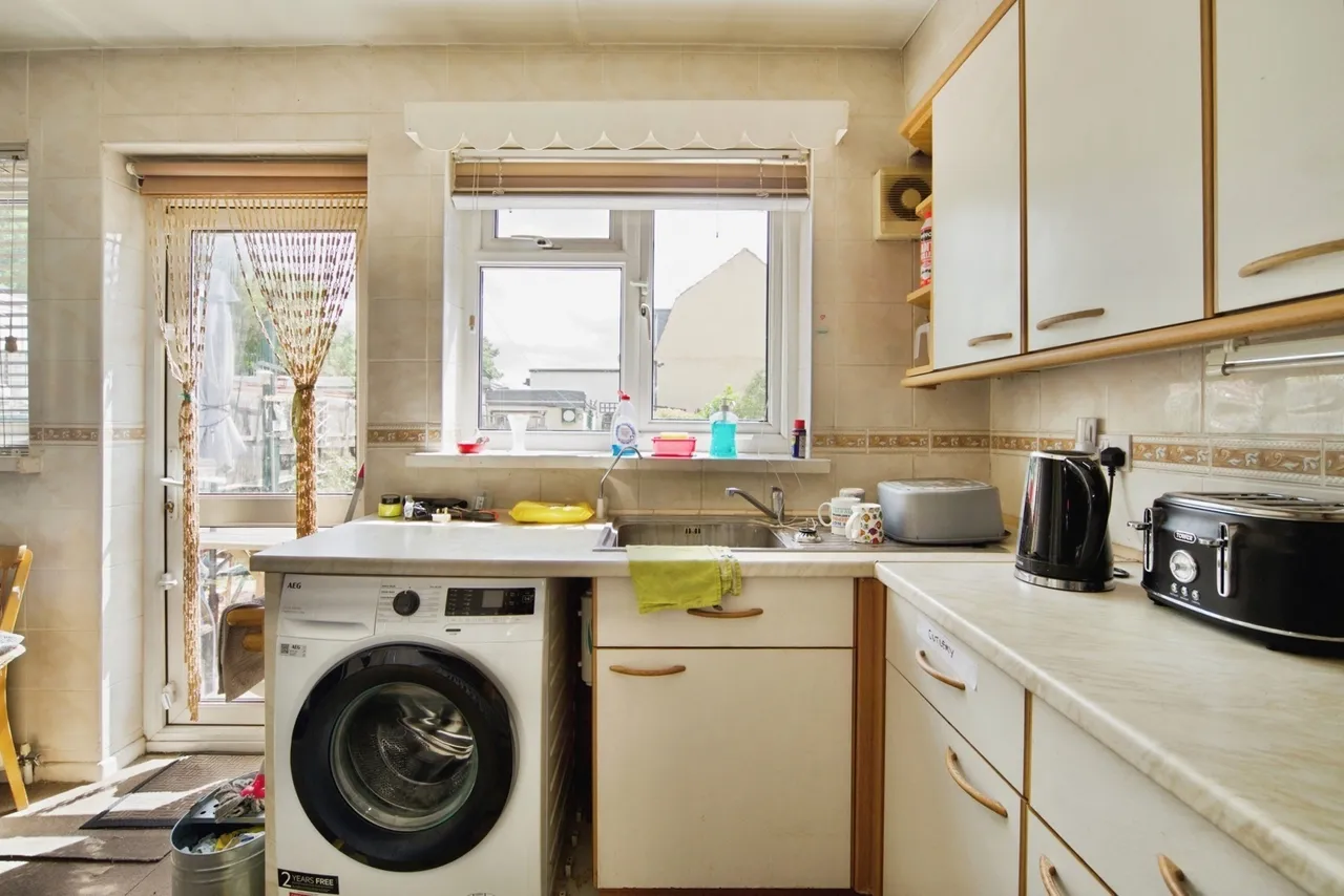 Surrey Road, Dagenham, Essex, RM10, photo 18