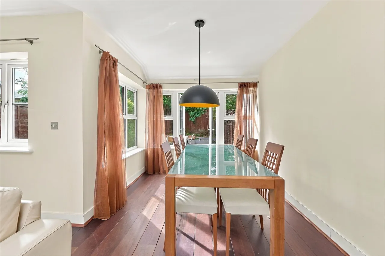 St. Francis Place, London, SW12, photo 6