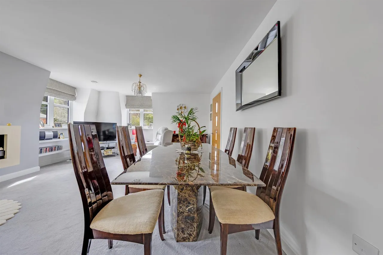 Ockford Road, Godalming, GU7, photo 9