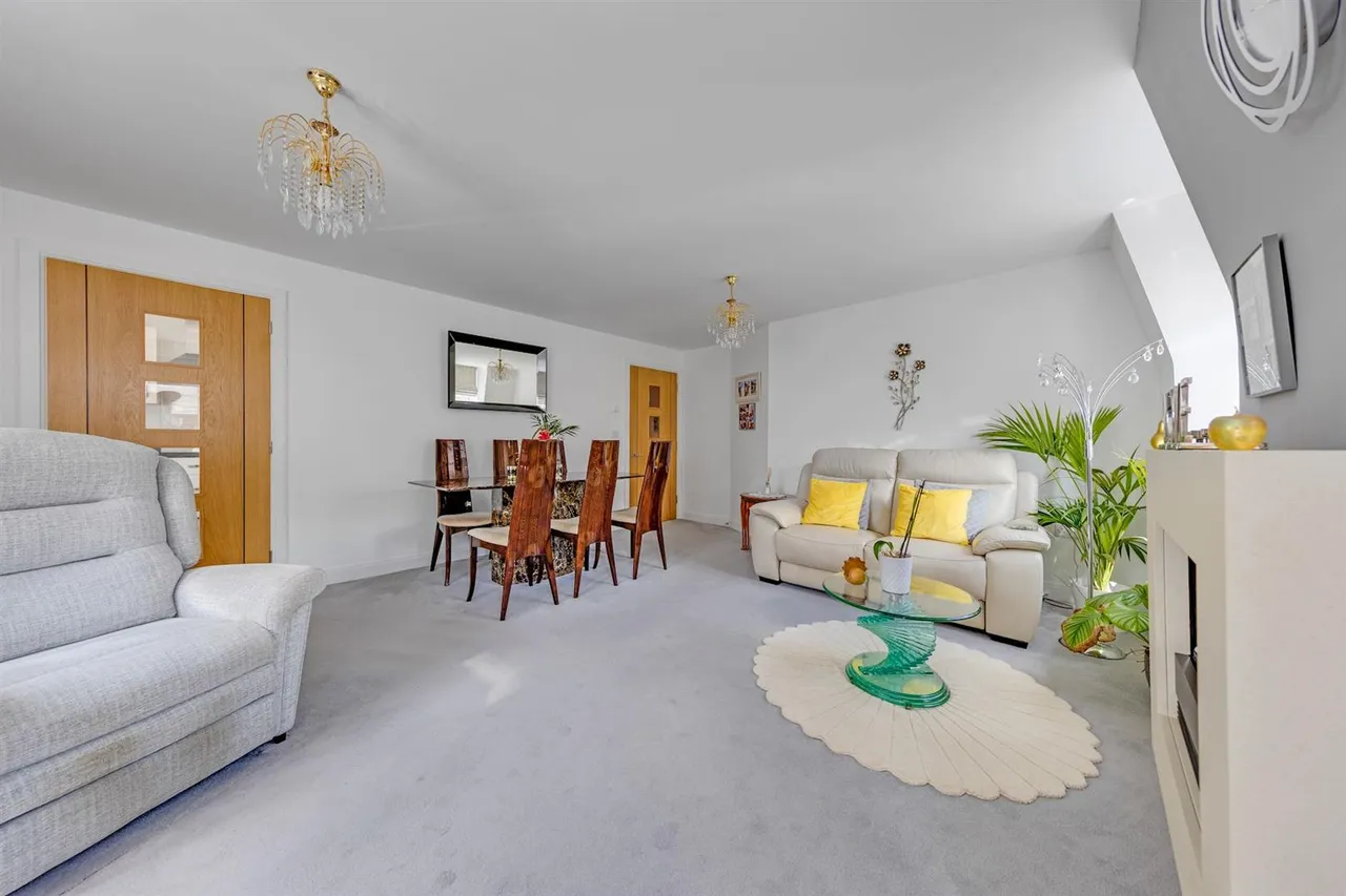 Ockford Road, Godalming, GU7, photo 14