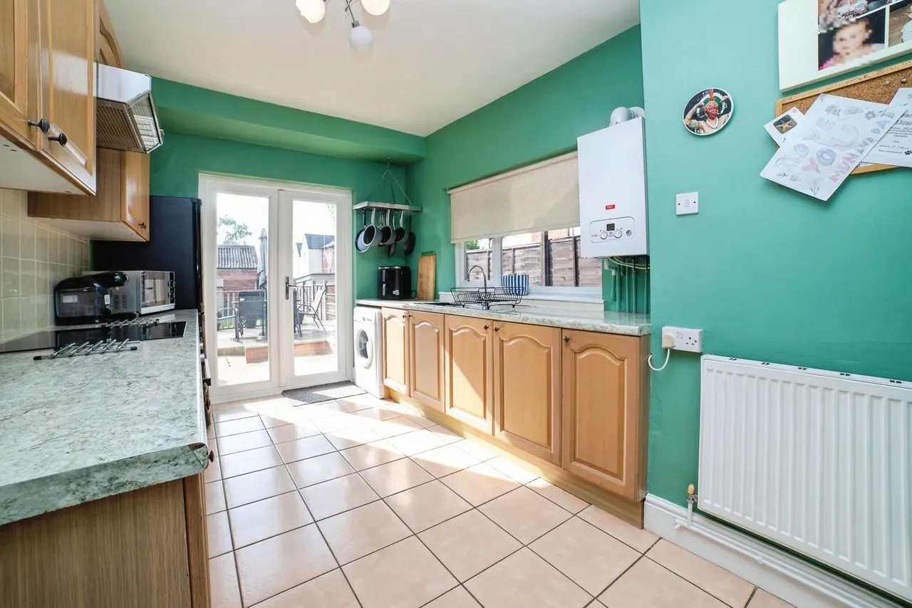 Carter Lane, Mansfield, Nottinghamshire, NG18, photo 11