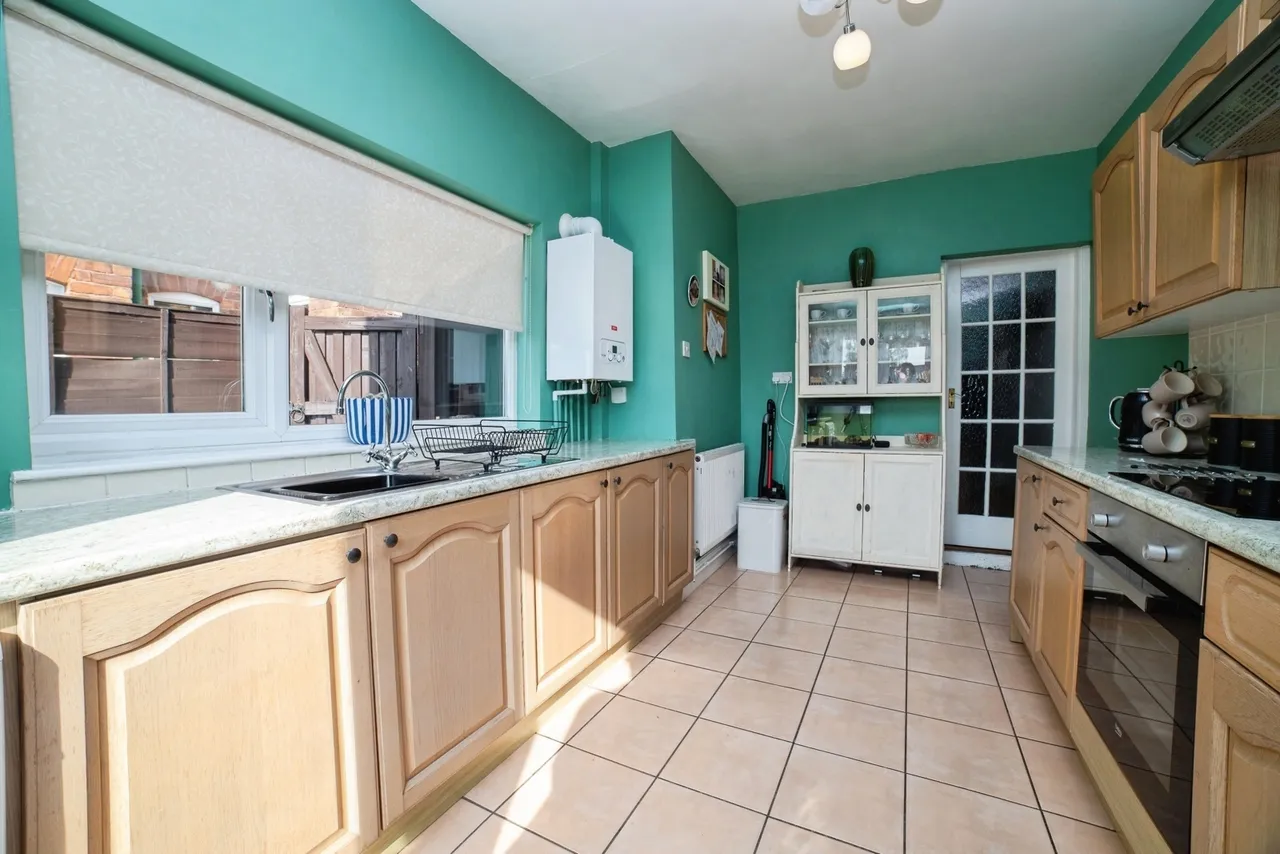 Carter Lane, Mansfield, Nottinghamshire, NG18, photo 5