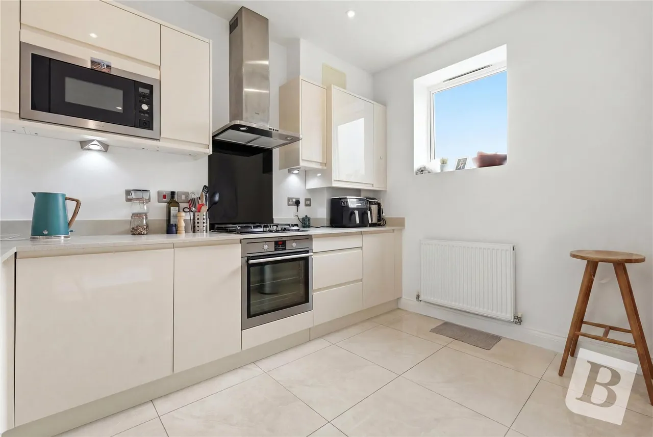 Hardy Close, Chelmsford, Essex, CM1, photo 3