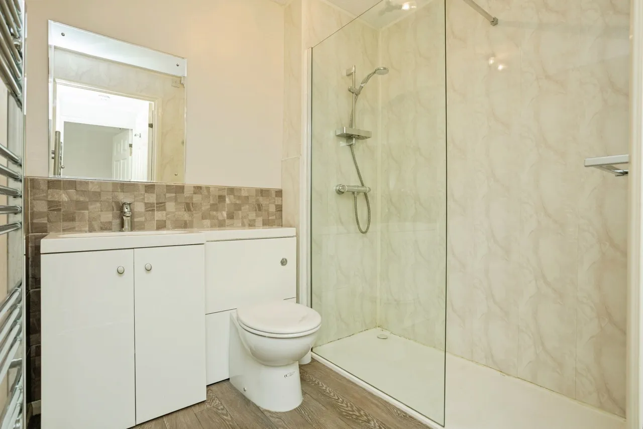 De Lisle Court, Loughborough, LE11, photo 13