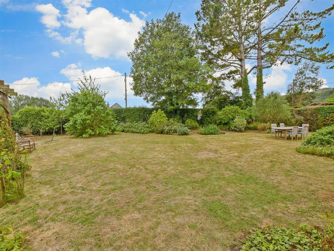 Brading, PO36, photo 28