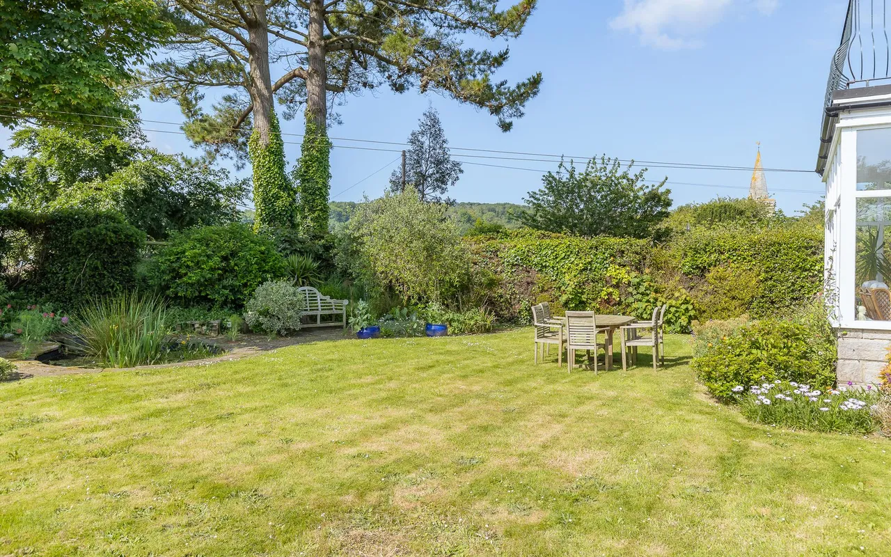 Brading, PO36, photo 22