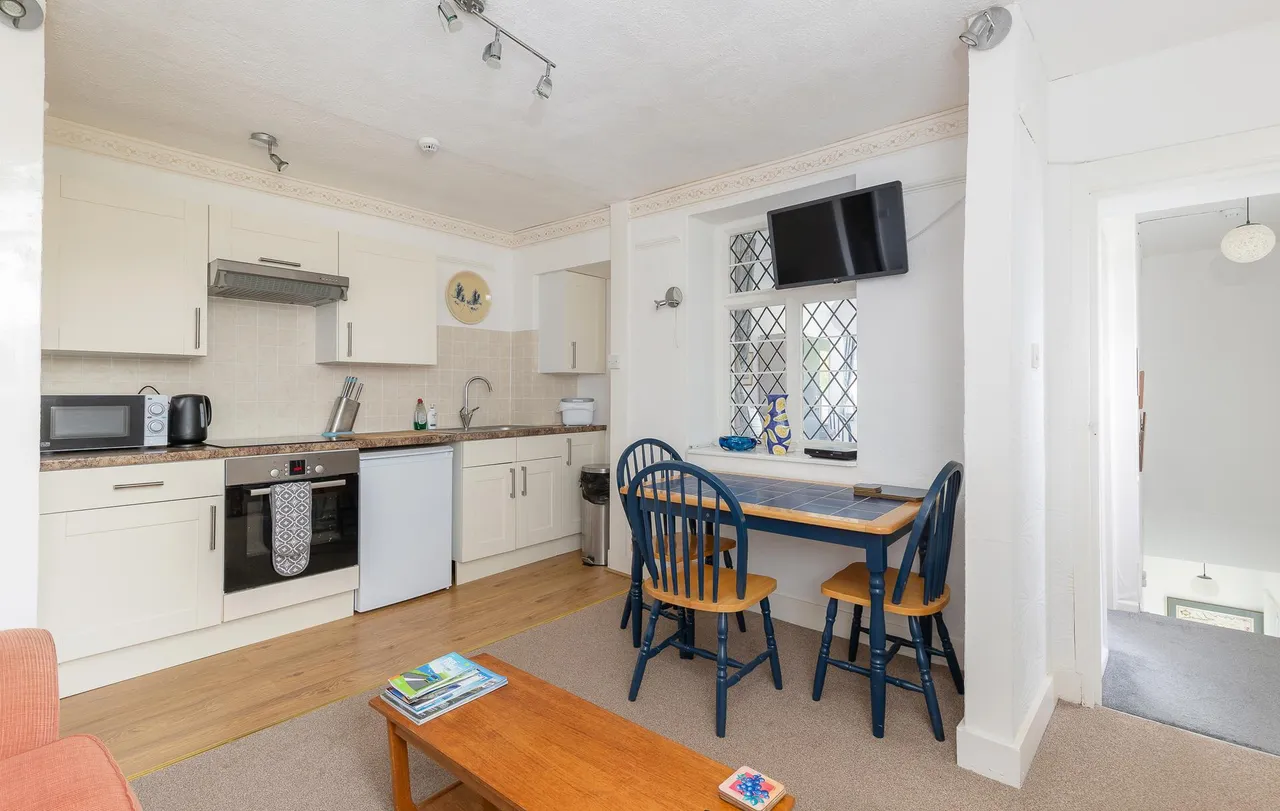 Brading, PO36, photo 26