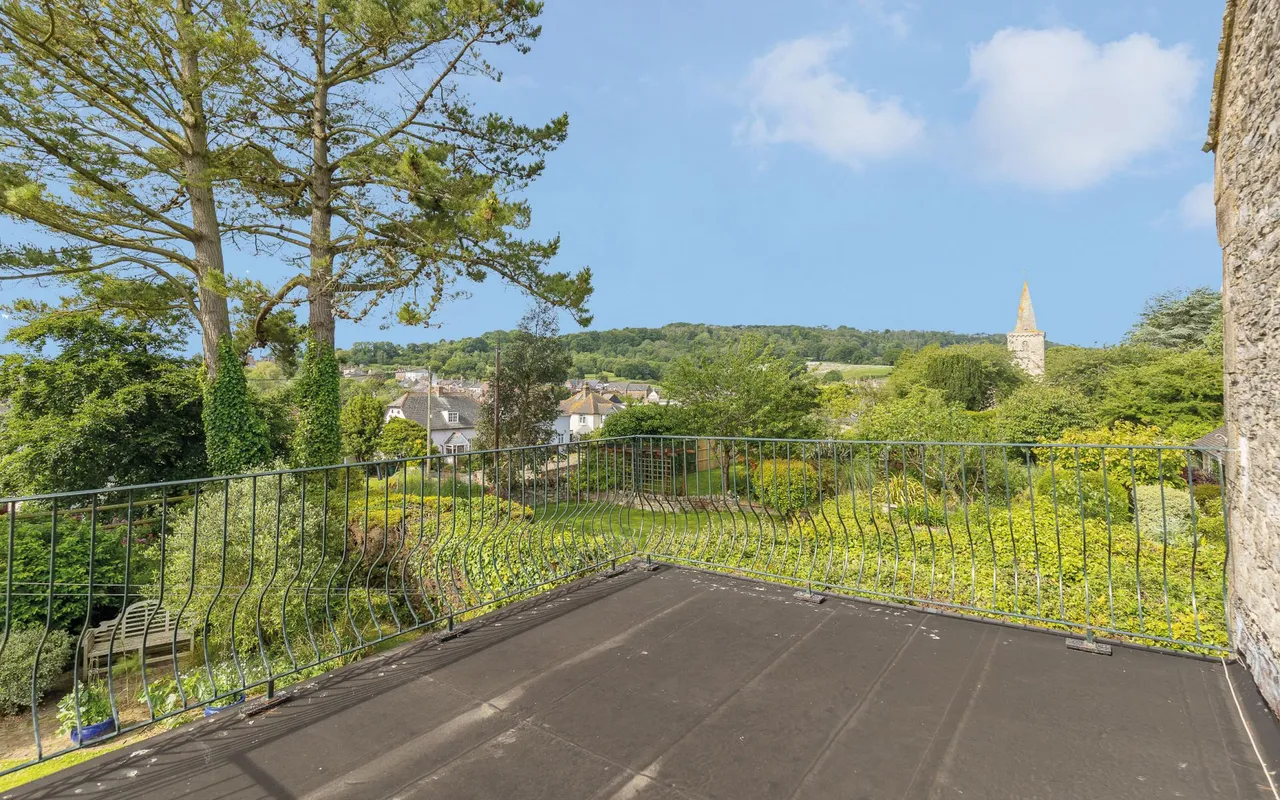 Brading, PO36, photo 17
