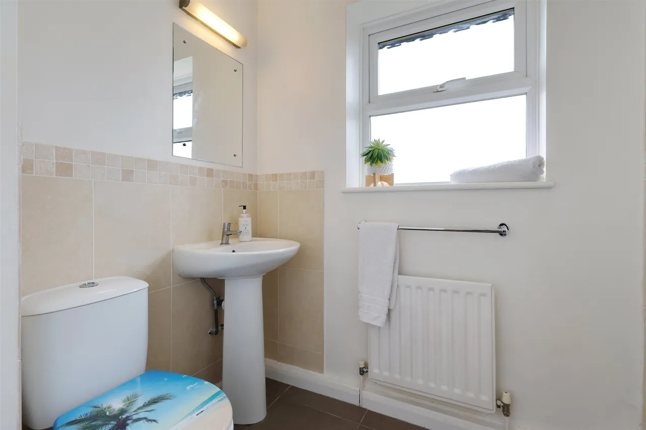 Teazlewood Park, Leatherhead, KT22, photo 9