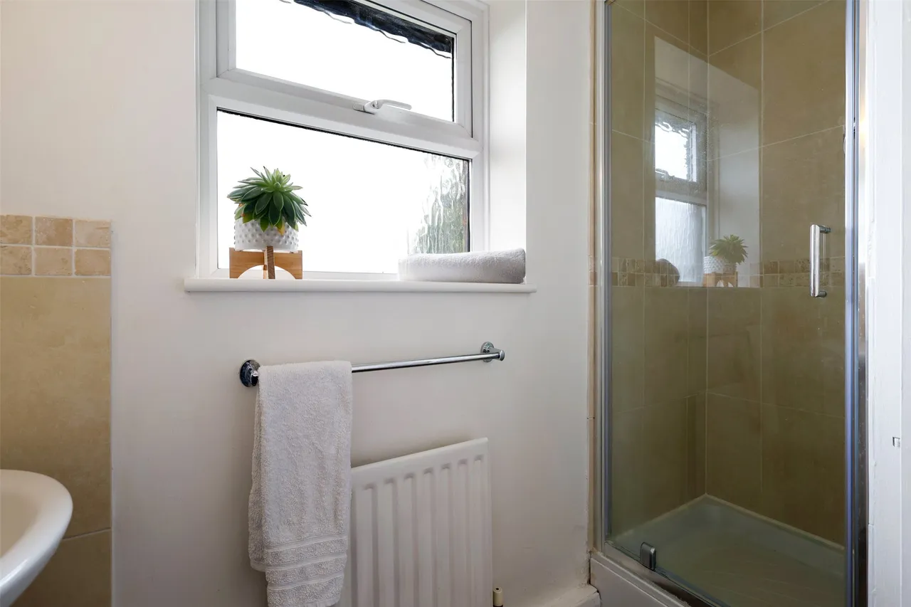 Teazlewood Park, Leatherhead, KT22, photo 10