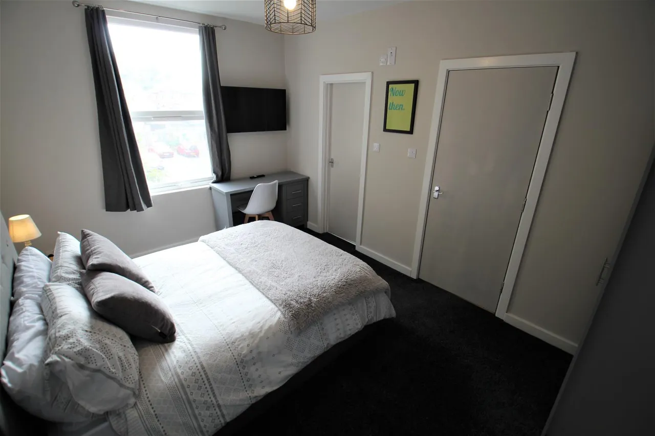 Pearson Terrace, Hyde Park, LS6, photo 9