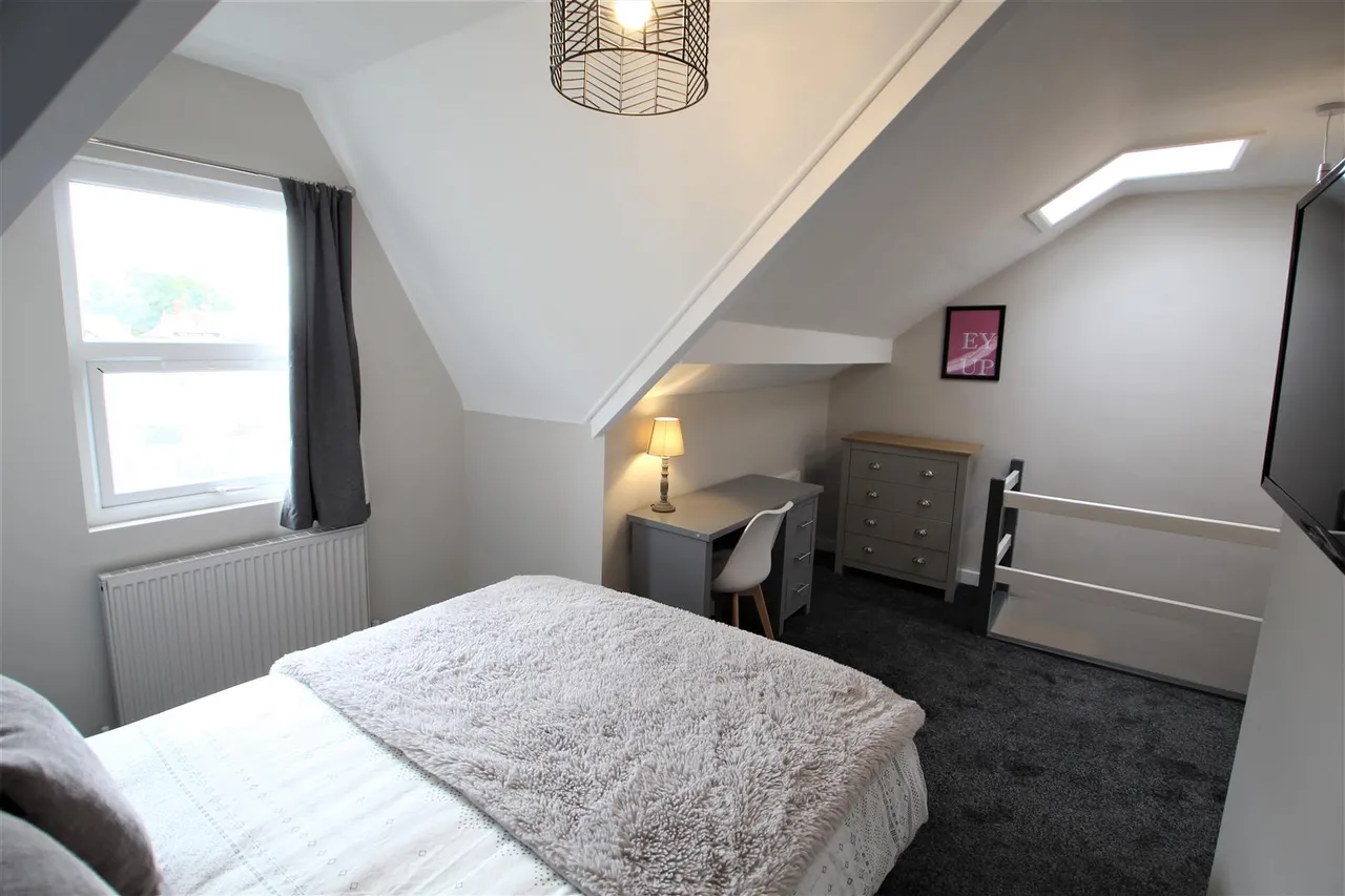 Pearson Terrace, Hyde Park, LS6, photo 7