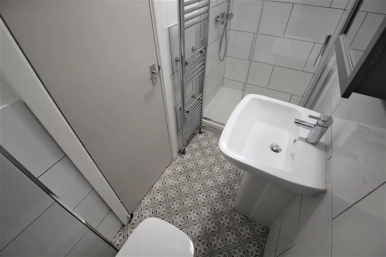 Pearson Terrace, Hyde Park, LS6, photo 8