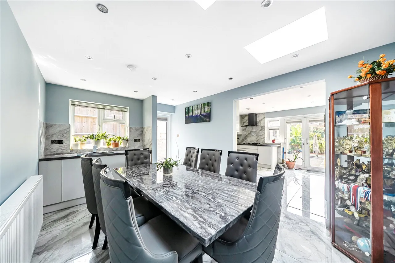 Cowdray Close, Southampton, Hampshire, SO16 8EB, photo 2