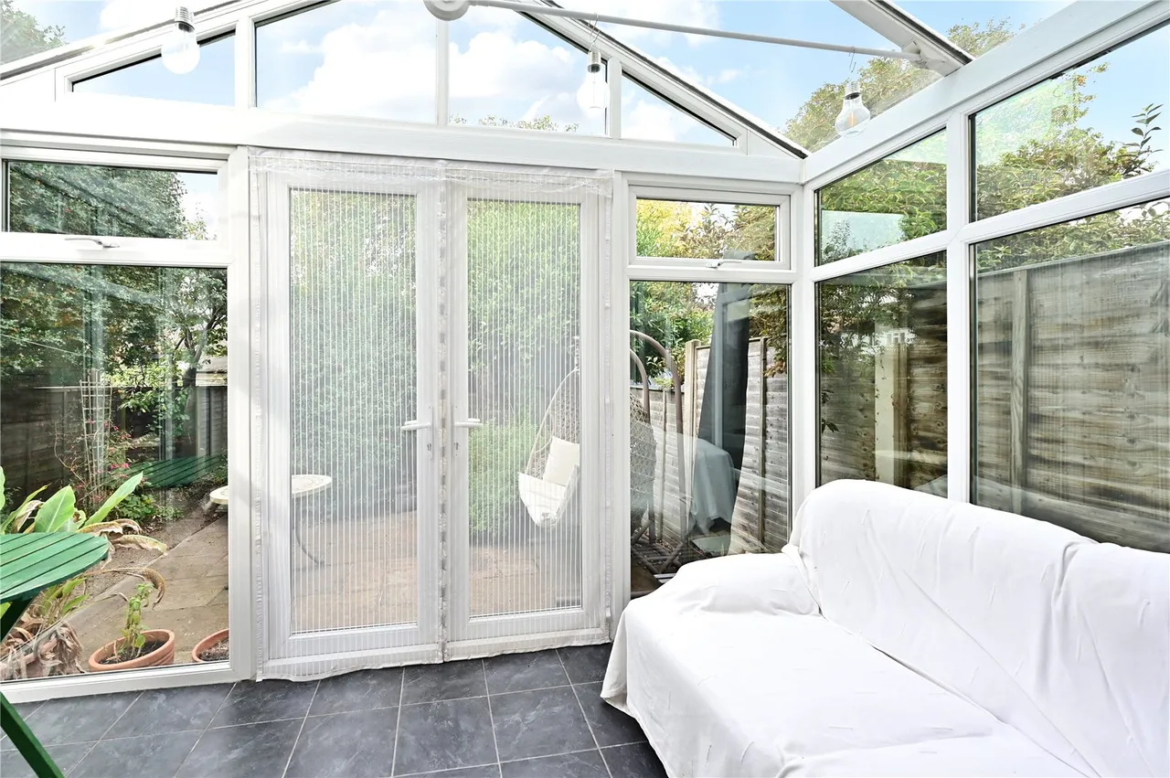 Thetford Road, Ashford, TW15, photo 17