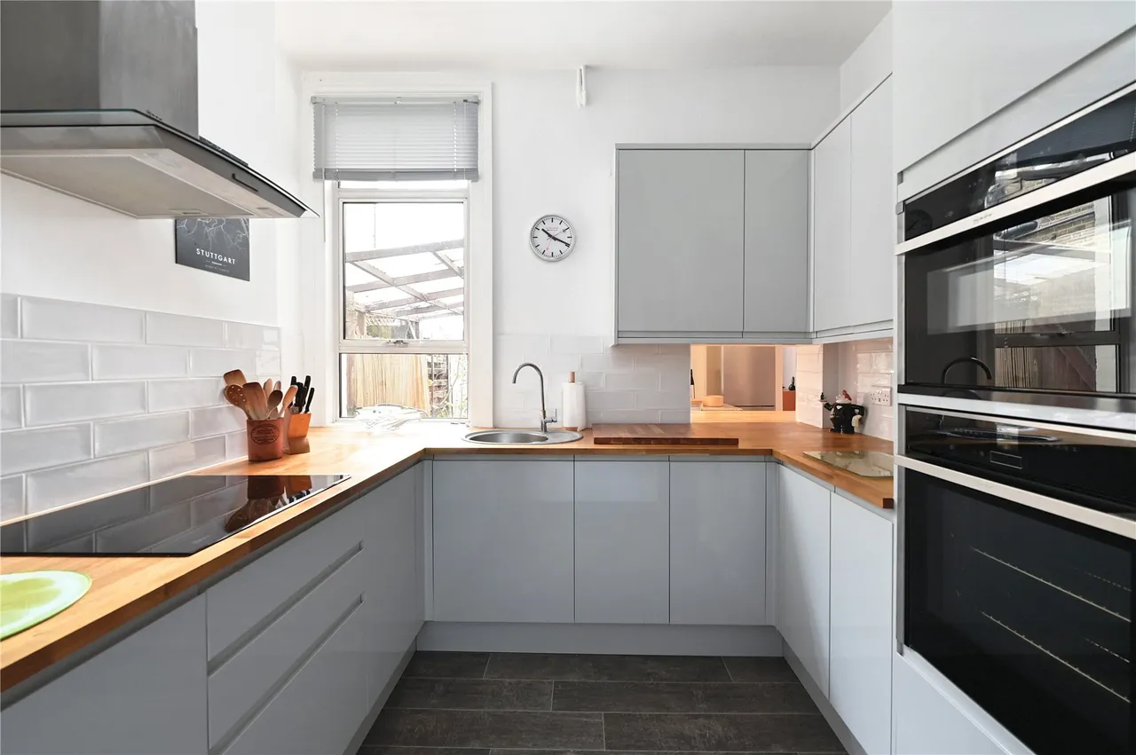4 bed house for sale, Thetford Road, Ashford, TW15