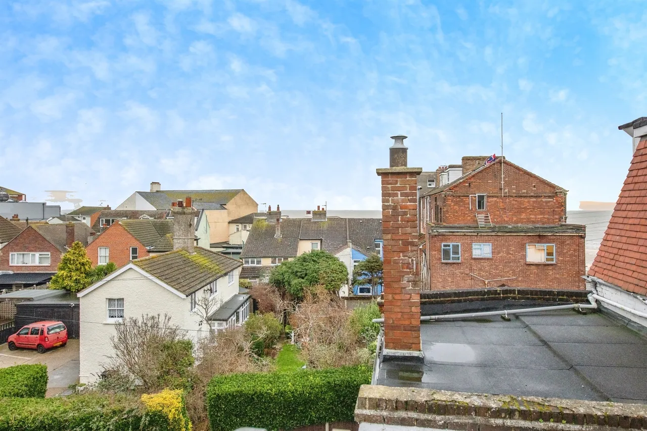 New Pier Street, Walton On The Naze, photo 2