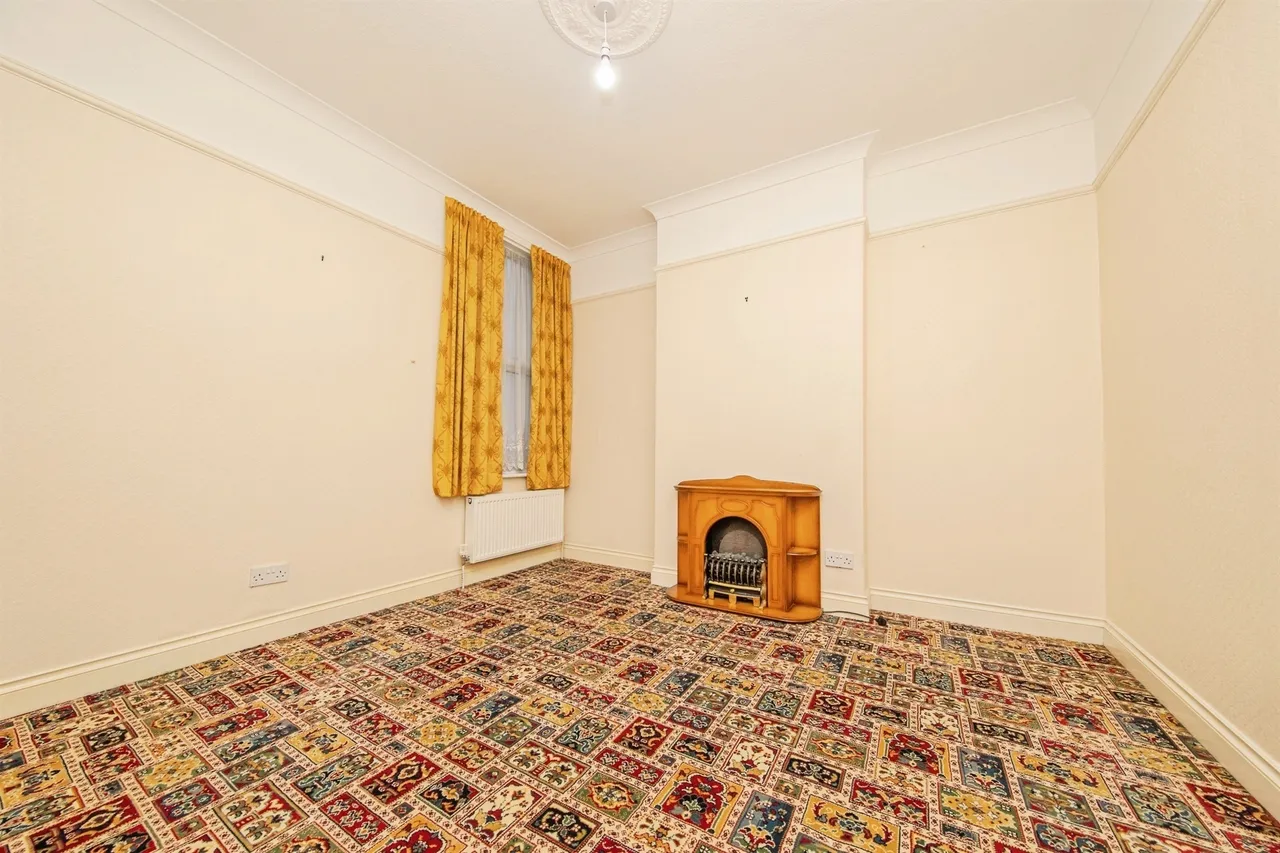New Pier Street, Walton On The Naze, photo 8