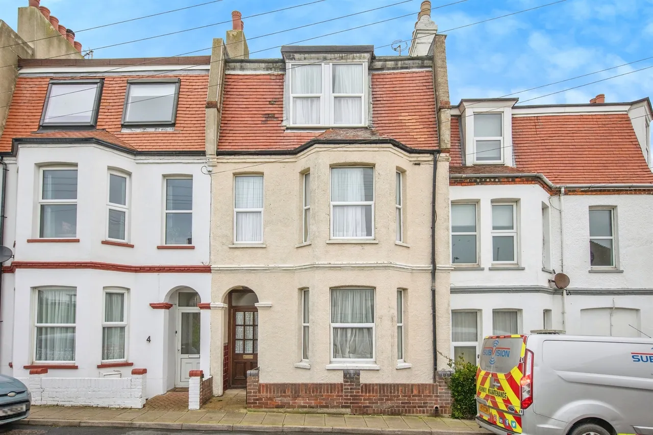 6 bed house for sale — New Pier Street, Walton On The Naze