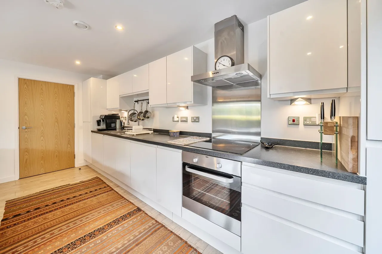 Flat 2, 17 Henry Road, London, London, SW9 7BQ, photo 4