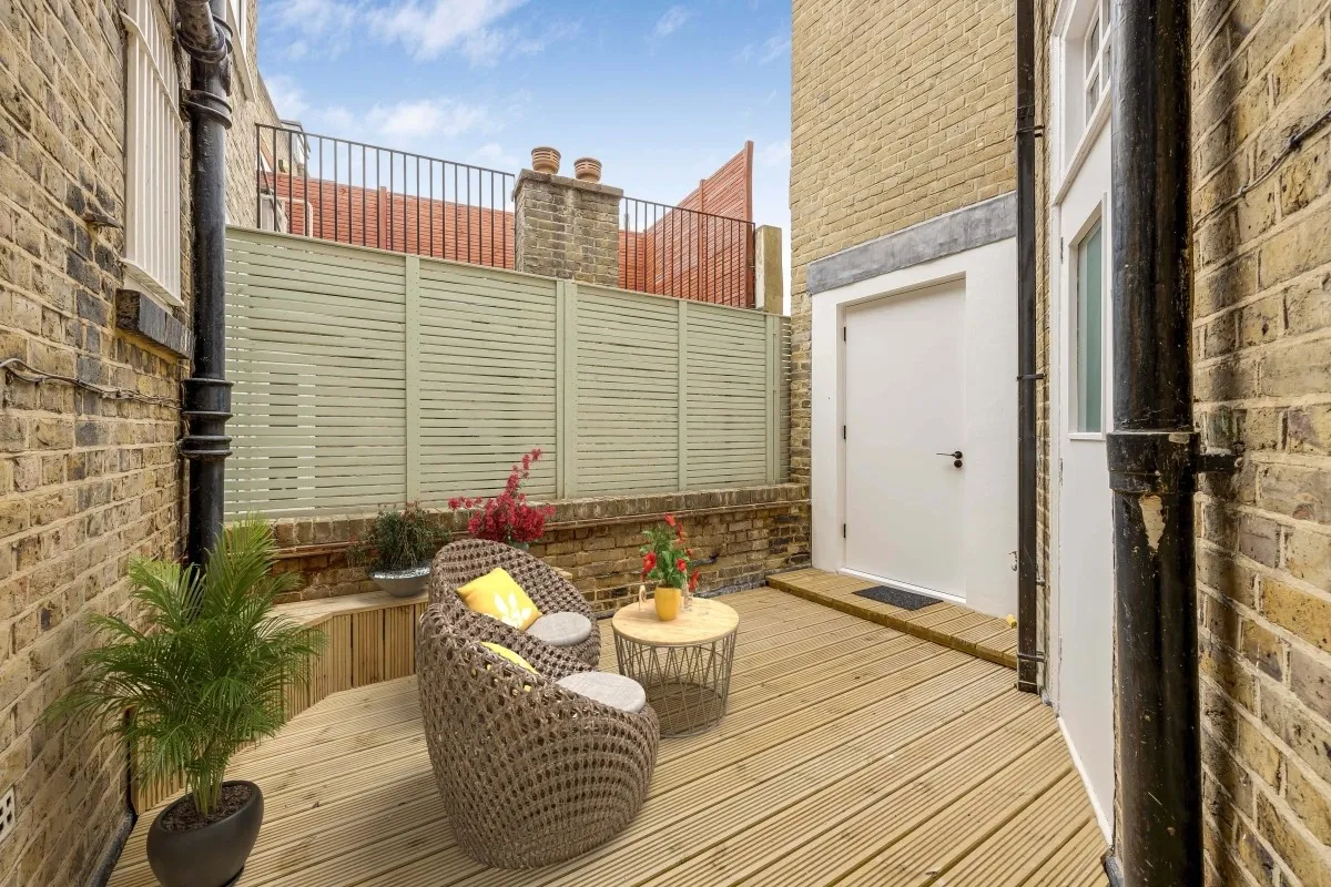 Wimbledon Park Road, London, SW19, photo 3