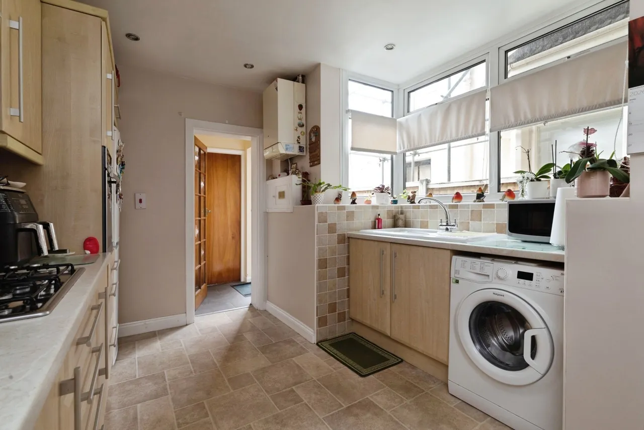 Birkbeck Road, Ilford, IG2, photo 7