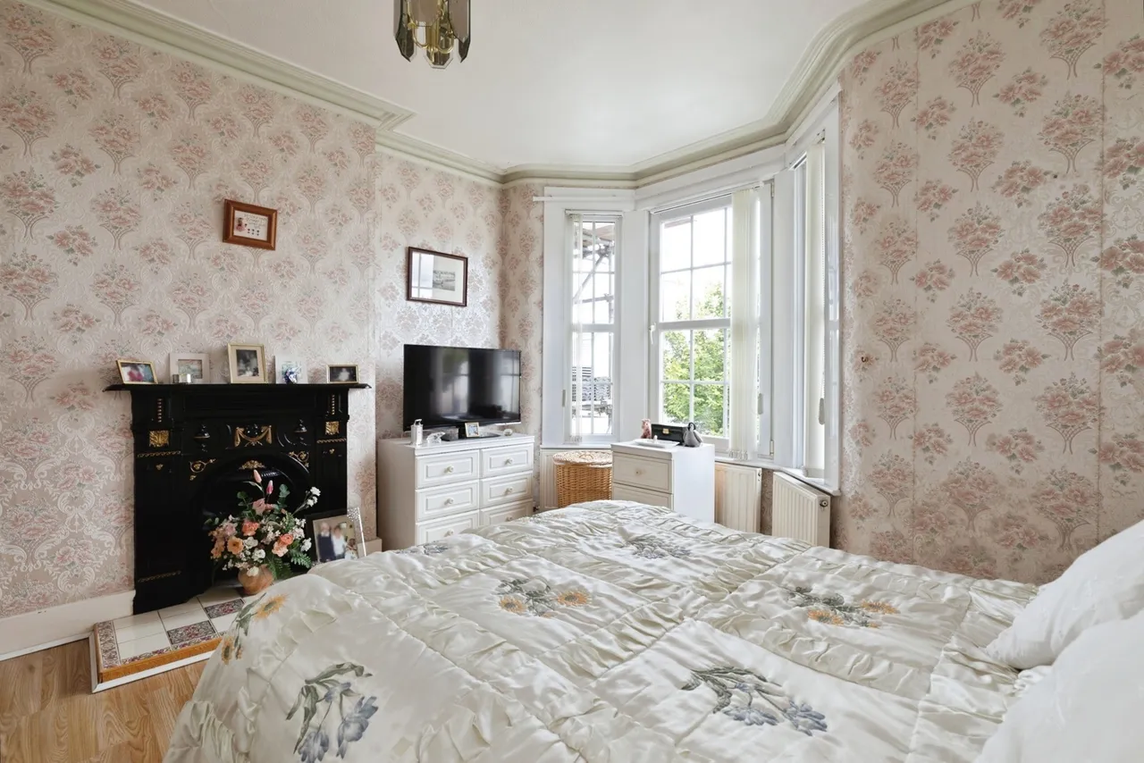Birkbeck Road, Ilford, IG2, photo 13