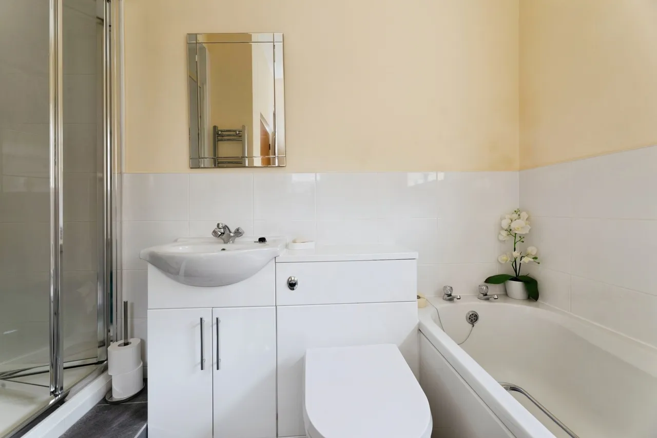Birkbeck Road, Ilford, IG2, photo 10