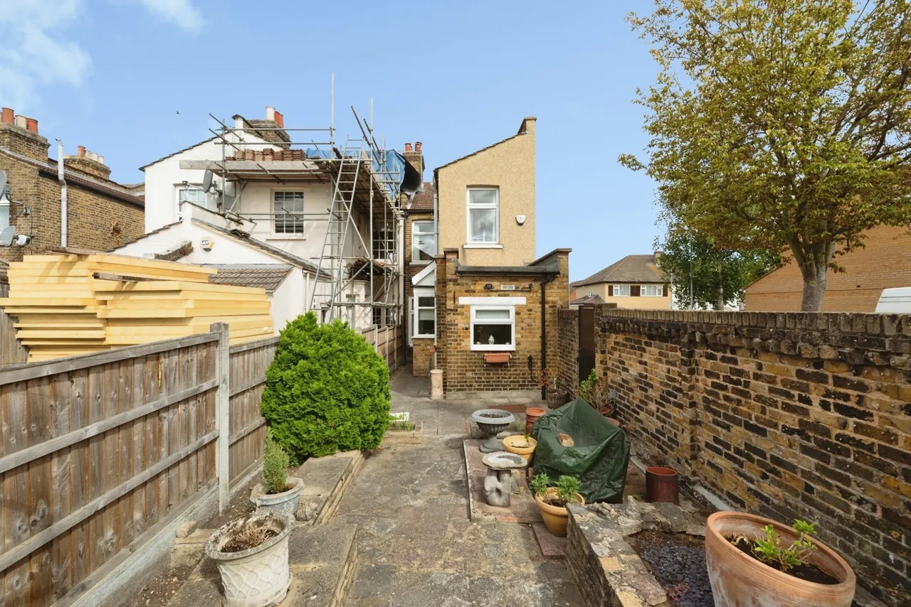 Birkbeck Road, Ilford, IG2, photo 17