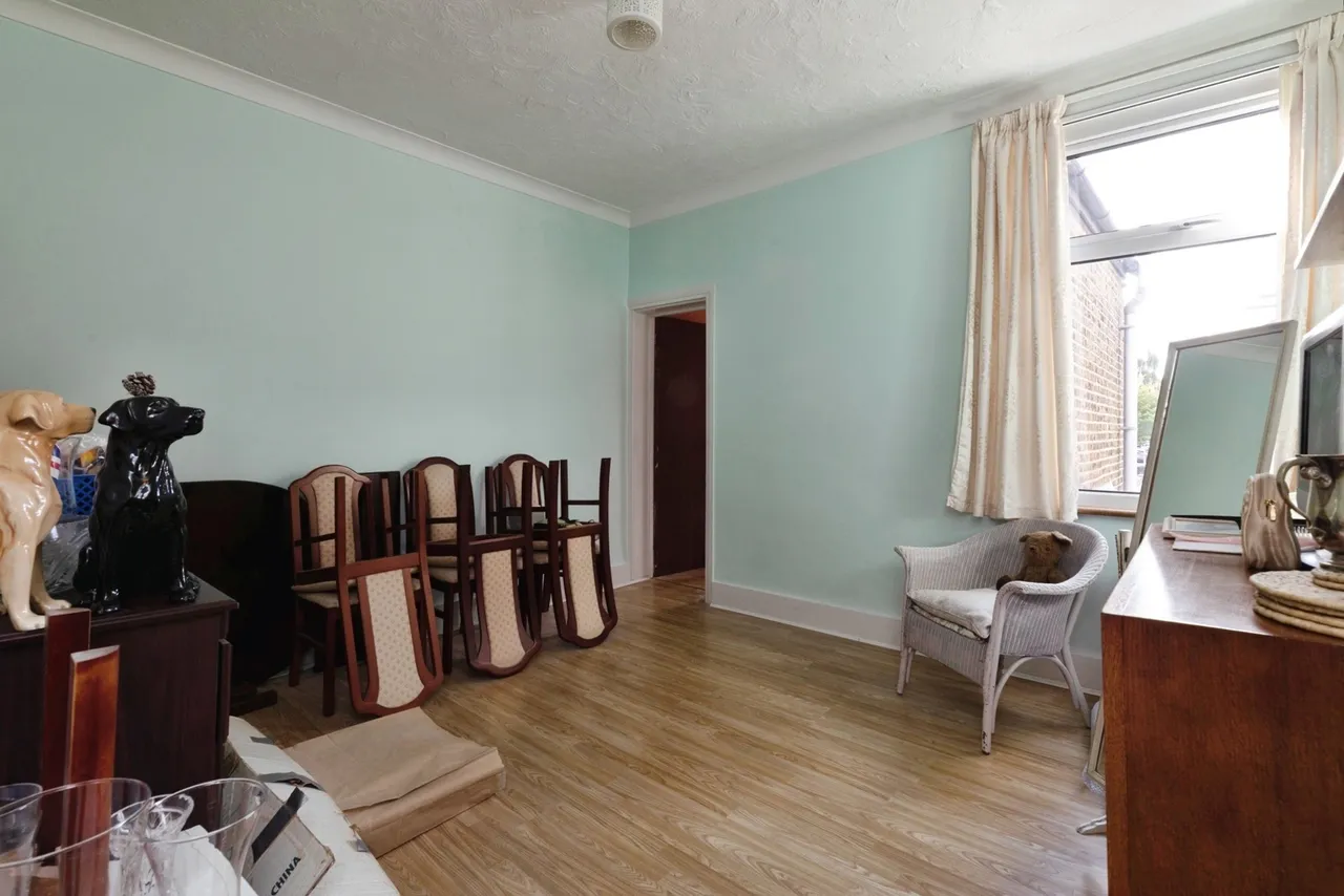 Birkbeck Road, Ilford, IG2, photo 16