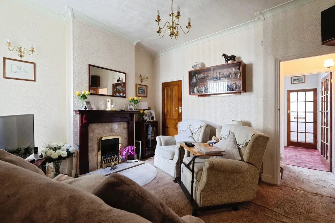Birkbeck Road, Ilford, IG2, photo 4