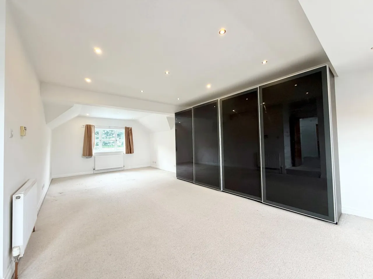 Long Fallas Crescent, Brighouse, HD6, photo 19